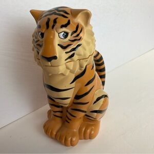 Vtg Tiger Mug 8” Cup W/ Lid Hinged Ringling Bros Barnum & Bailey Circus Souvenir